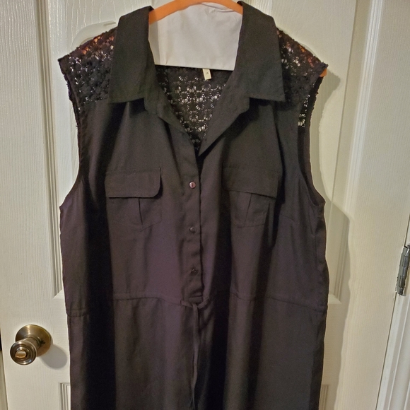 Dress - Picture 1 of 3